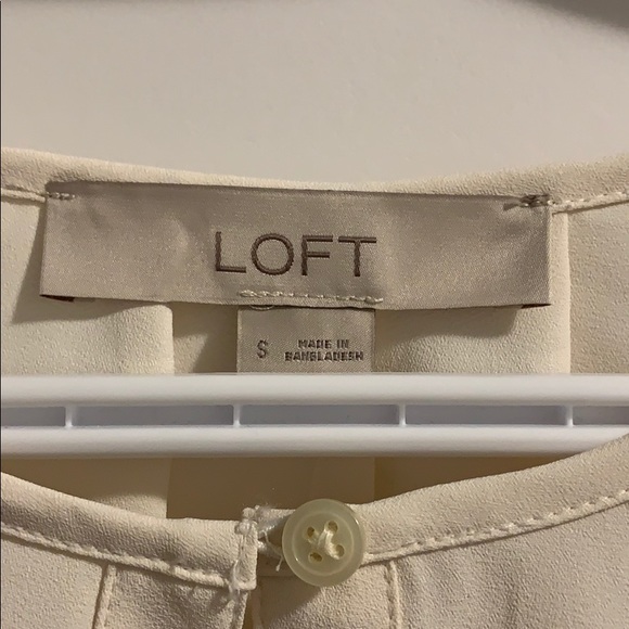 Bell cuff blouse - Picture 7 of 9